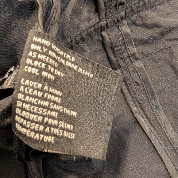 Cole Haan Jacket Windbreaker Packackable Hood Rain Pockets - Size S - Picture 9 of 9